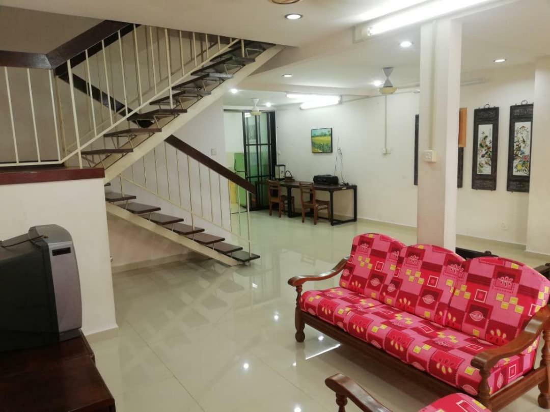 Sweethome For Travelers Seremban Eksteriør bilde